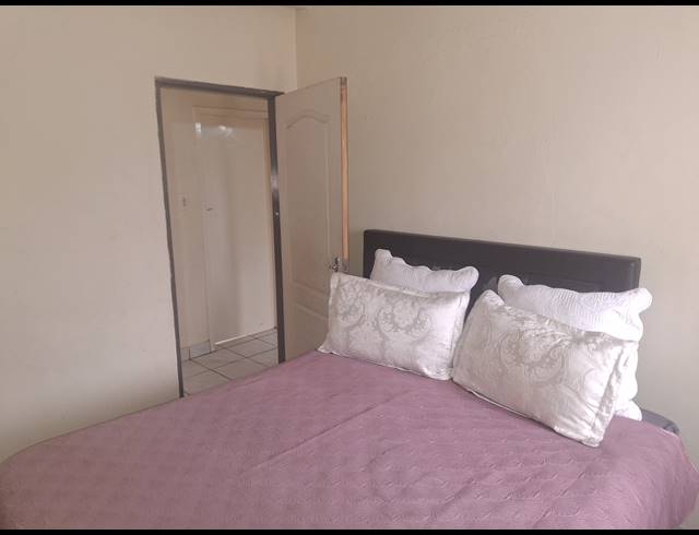 4 BEDROOM FREEHOLD FOR SALE IN BIRCH ACRES